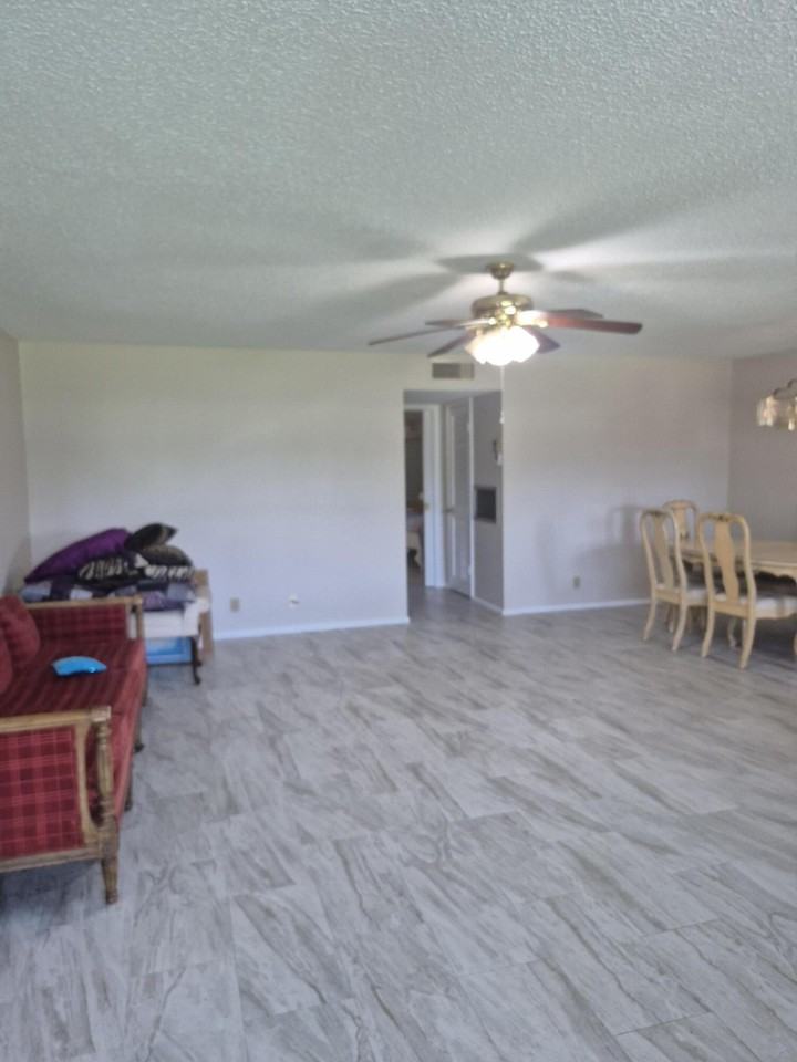 737 High Point Blvd N Apt B - Photo 6 of 12