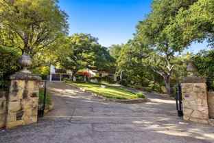 725 Ashley Rd - Photo 1 of 1