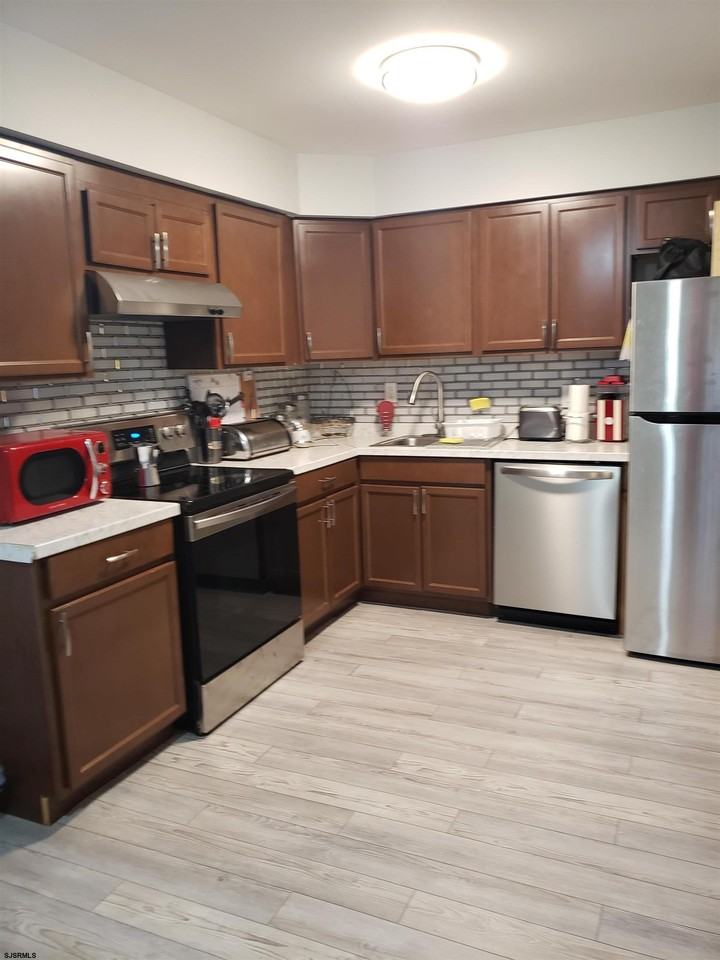 2744 Mimosa Ct - Photo 6 of 28