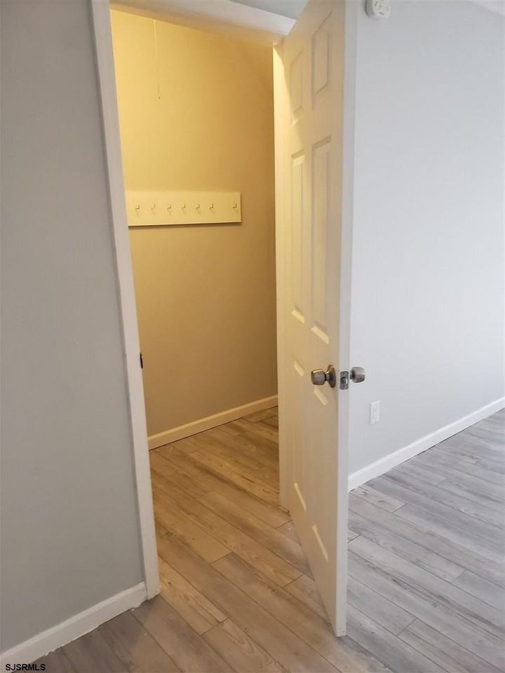 2744 Mimosa Ct - Photo 7 of 28