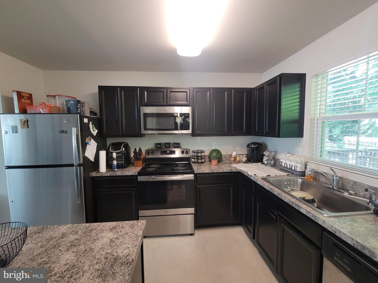 1945 Crepe Myrtle Lane - Photo 6 of 16