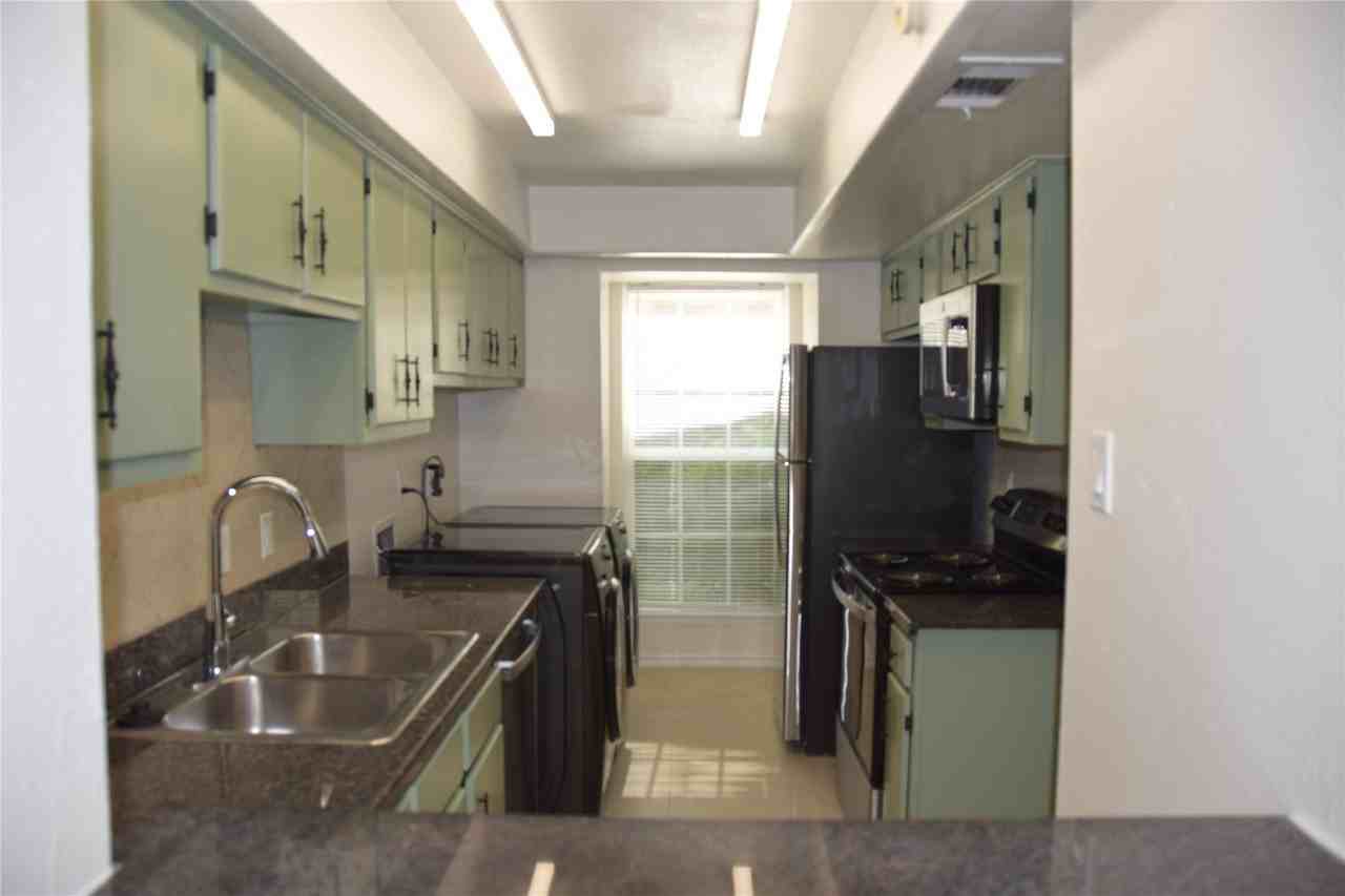 7827 Leonora St - Photo 7 of 29