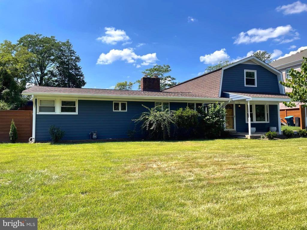 6505 Fairland St - Photo 2 of 30