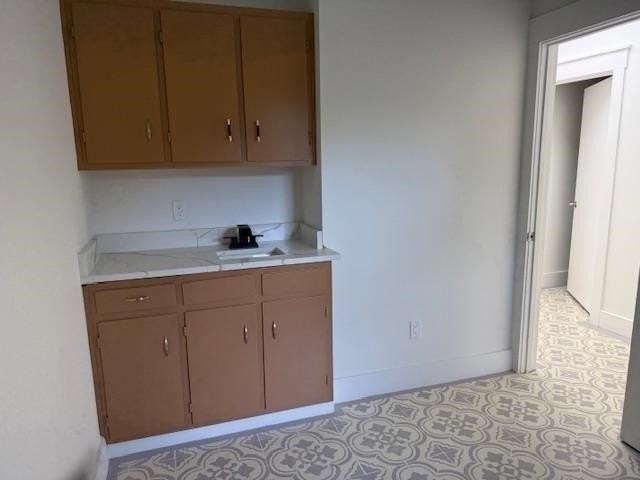 1706 Riggins Rd - Photo 7 of 14