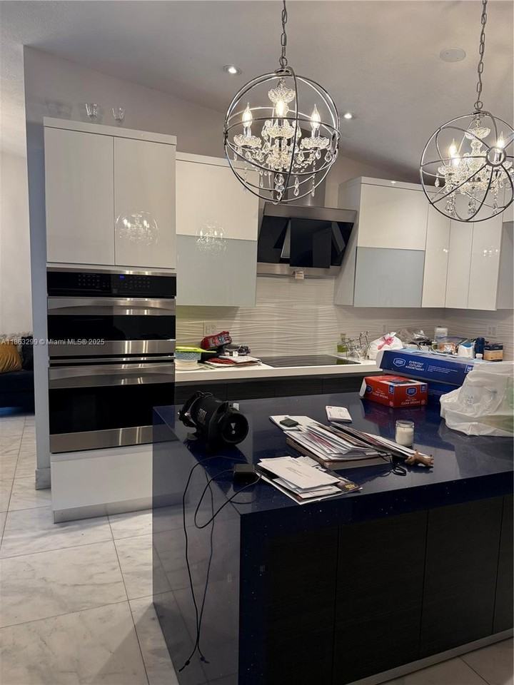 8370 Nw 167th Ter - Photo 2 of 5