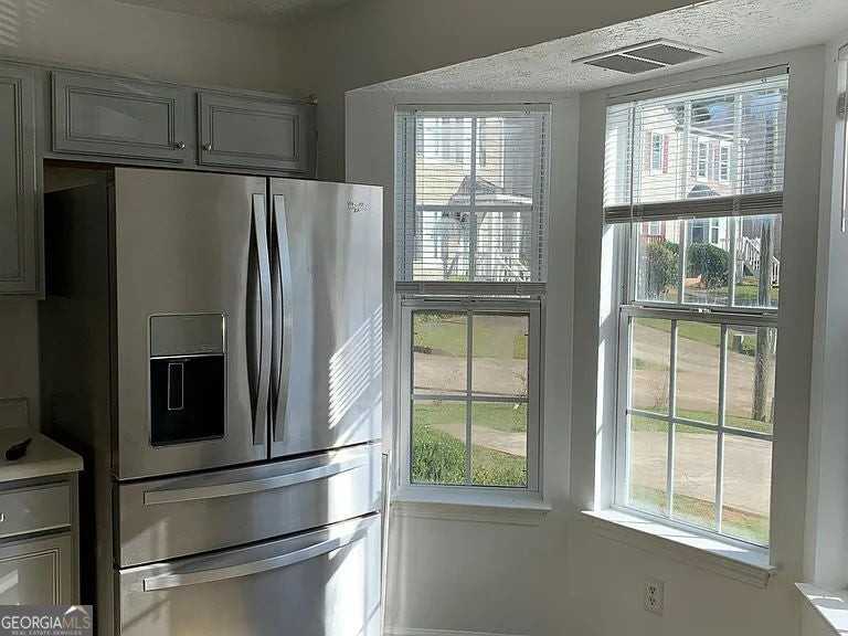 7028 Panda Ln - Photo 5 of 8