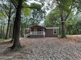 featured image of 669 Ewing Cemetery Rd