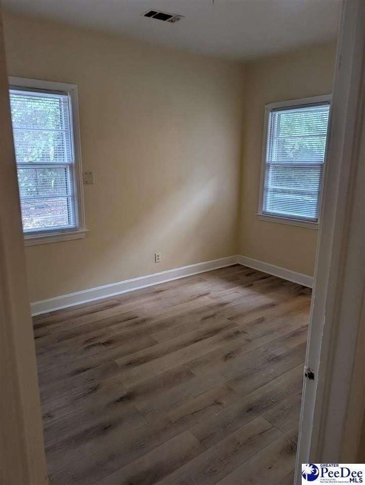 1402 Cherokee Road - Photo 4 of 9