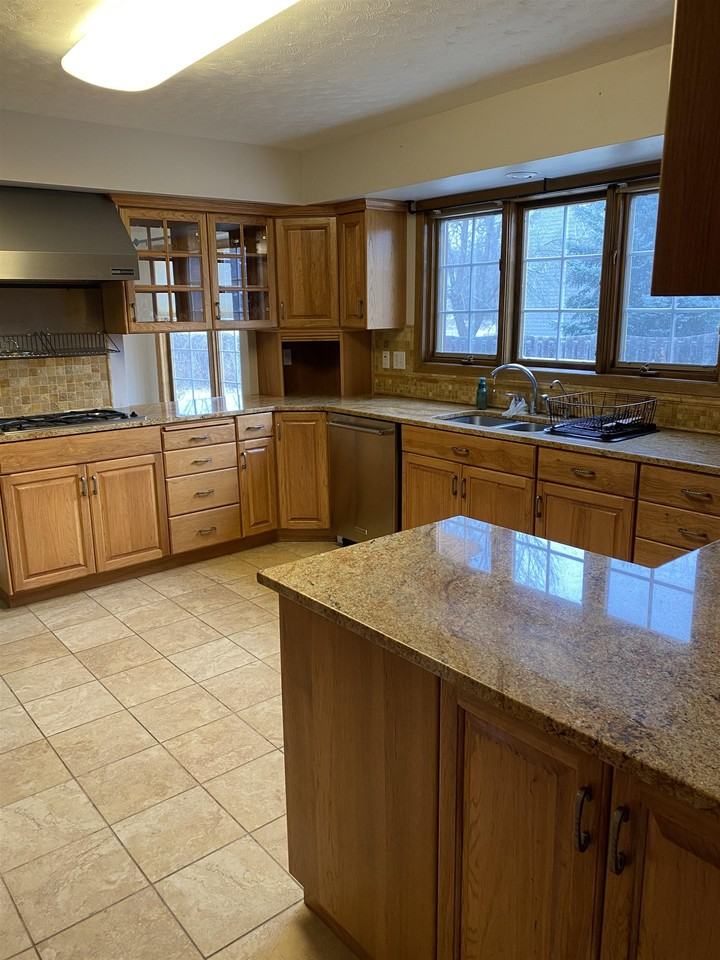 2200 24th Avenue Southwest - Photo 4 of 18