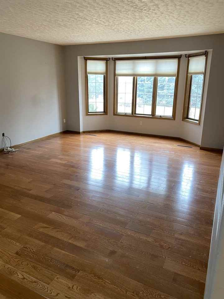 2200 24th Avenue Southwest - Photo 7 of 18