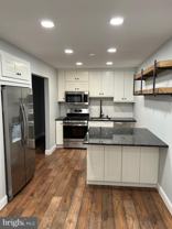 306 Washington St #8 - Photo 1 of 1