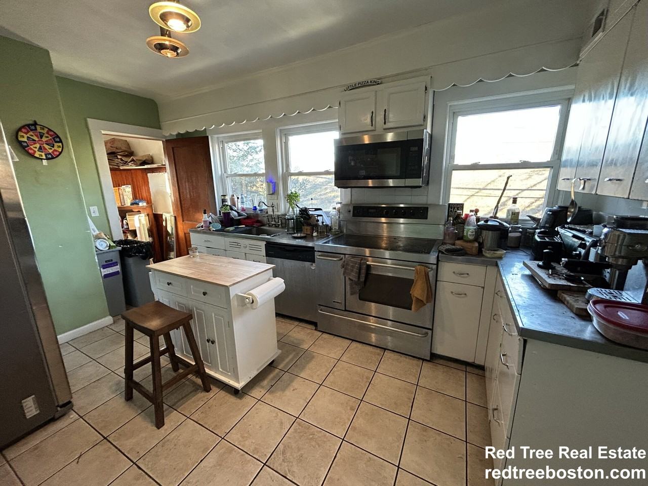 235 Commonwealth Ave - Photo 2 of 10