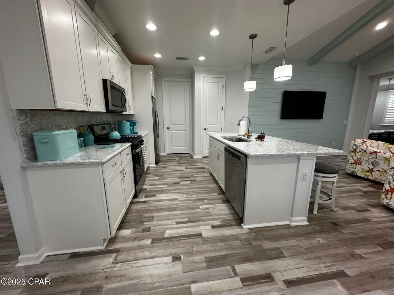 8742 Conch Shell Ct - Photo 6 of 38