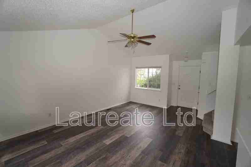 2462 Kiowa Creek Dr - Photo 3 of 19