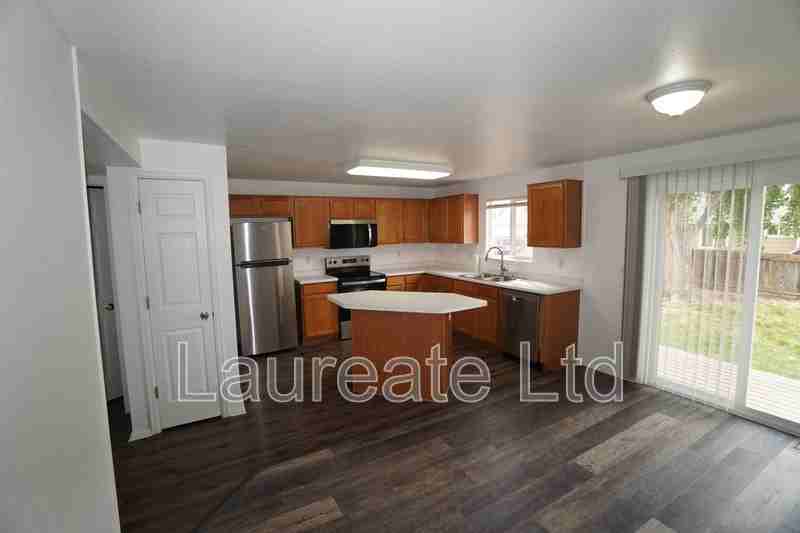 2462 Kiowa Creek Dr - Photo 5 of 19
