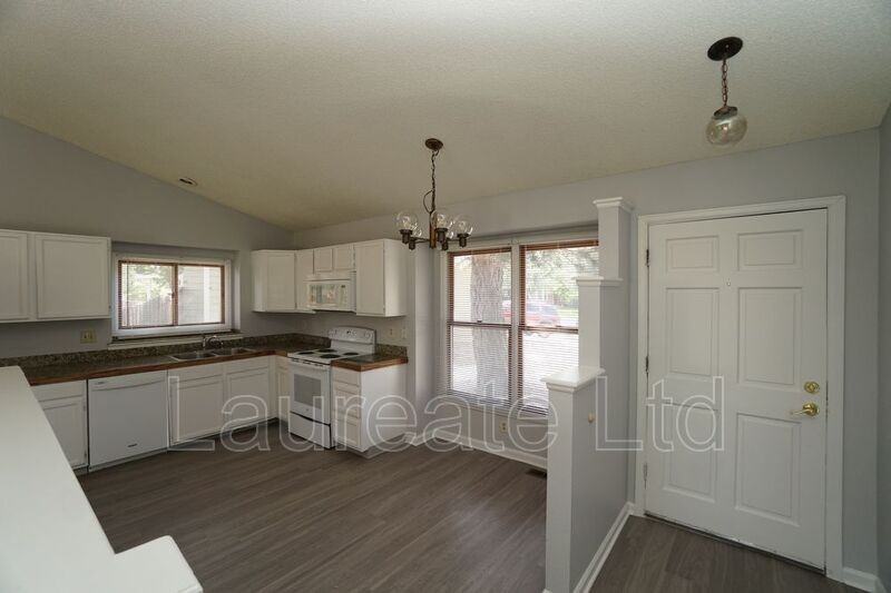 18971 E Chaffee Pl - Photo 3 of 16