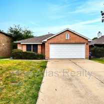 9112 Chesapeake Ln - Photo 1 of 1