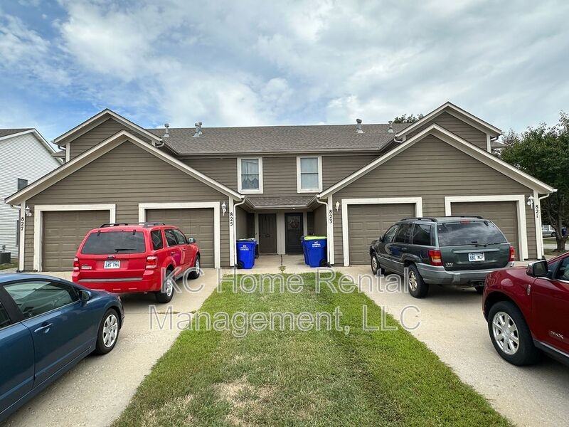 821 N Evergreen St - Photo 3 of 31