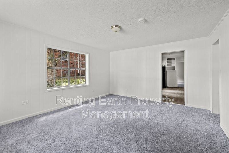 705 5th Avenue - Photo 2 of 16