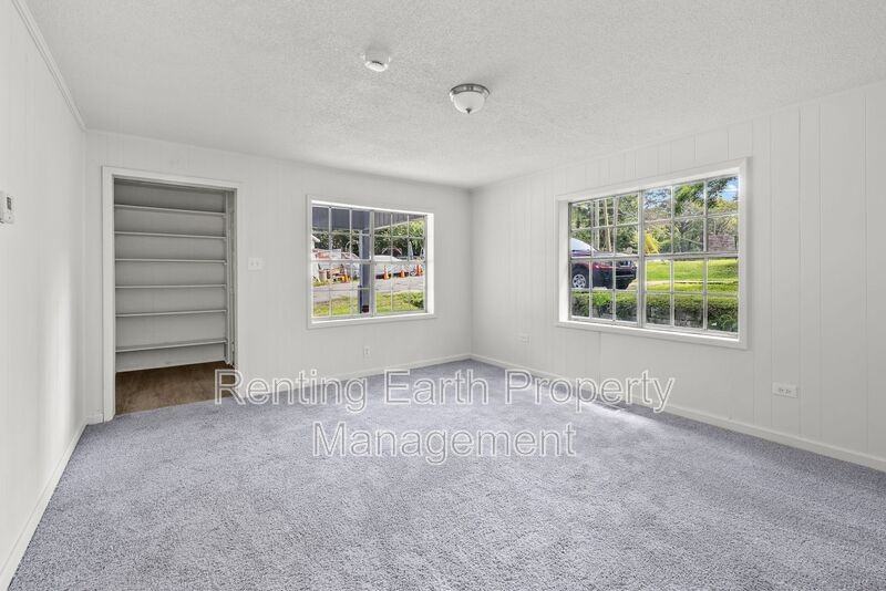 705 5th Avenue - Photo 3 of 16