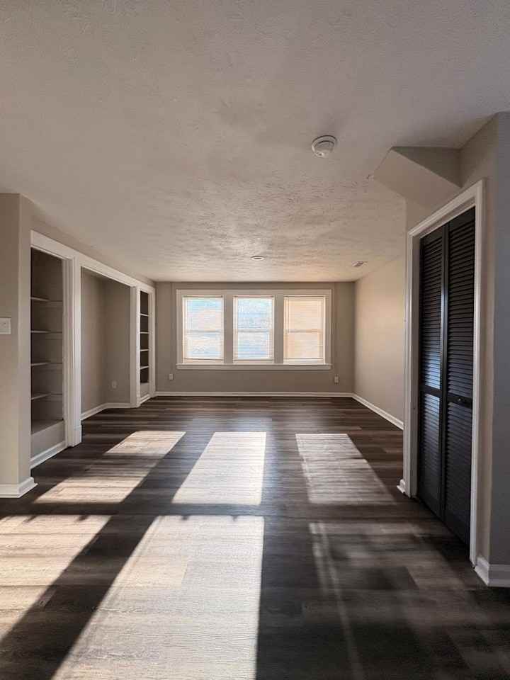 3330 N Meridian St - Photo 5 of 27