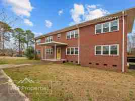 featured image of 1301 S 10th St