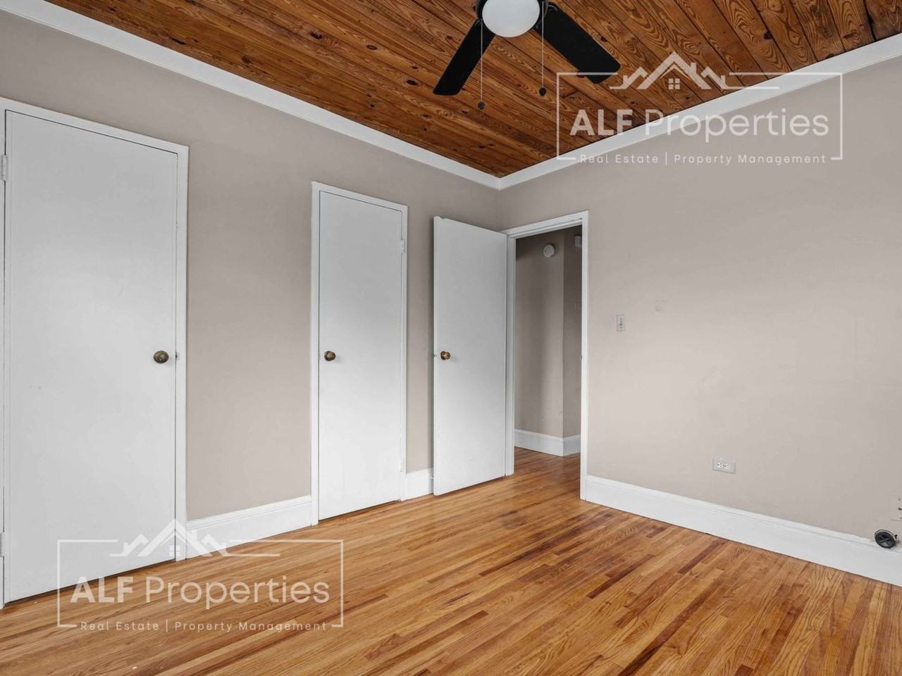 1301 S 10th St - Photo 7 of 14