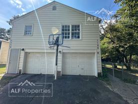 1110 S 10th St - Photo 1 of 1