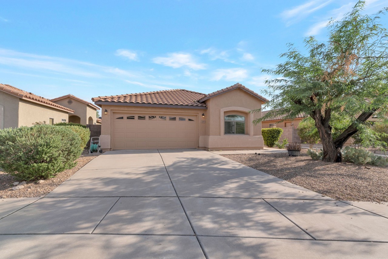 2457 W Haase Ct - Photo 2 of 24