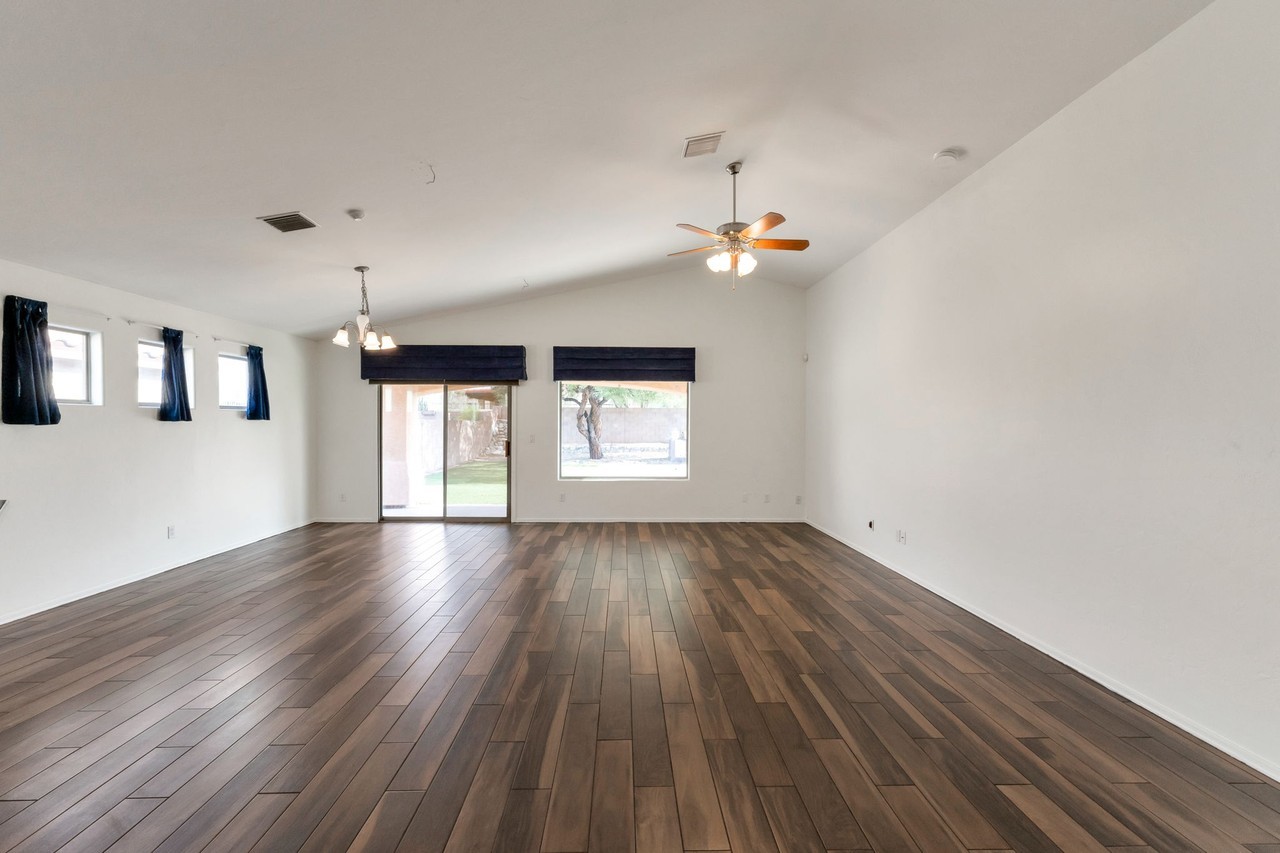 2457 W Haase Ct - Photo 4 of 24