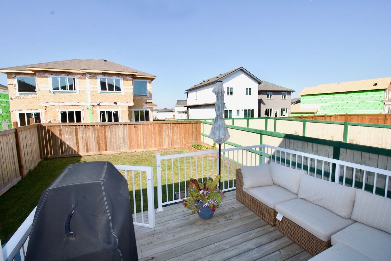 120 Willow Link - Photo 3 of 32