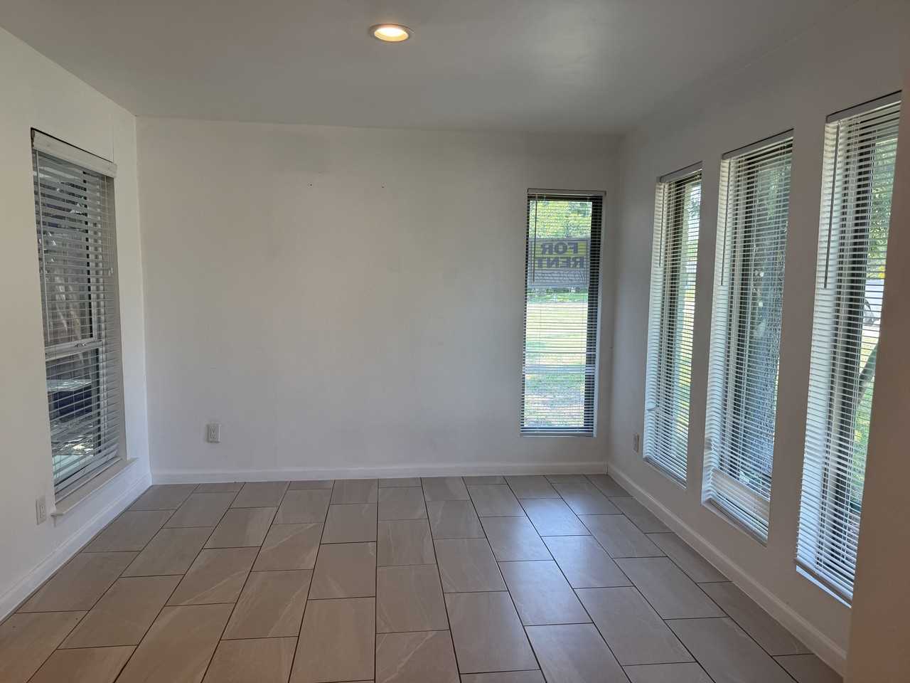 7526 Thistle Ln #2 - Photo 3 of 32