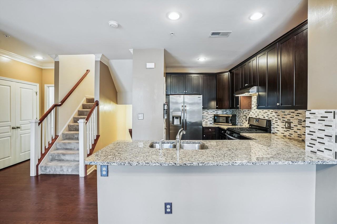 12789 Lotte Dr - Photo 7 of 30