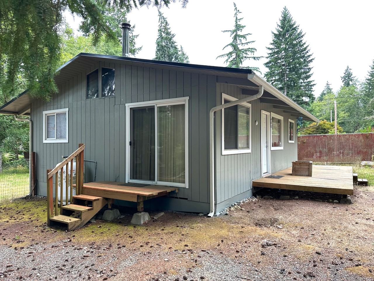 480 E Timberlake Dr - Photo 2 of 13