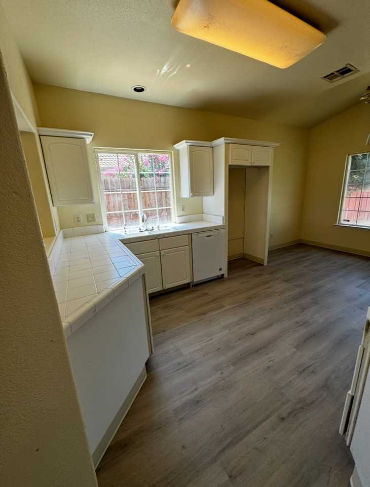 3028 Nyssa Ct - Photo 5 of 22