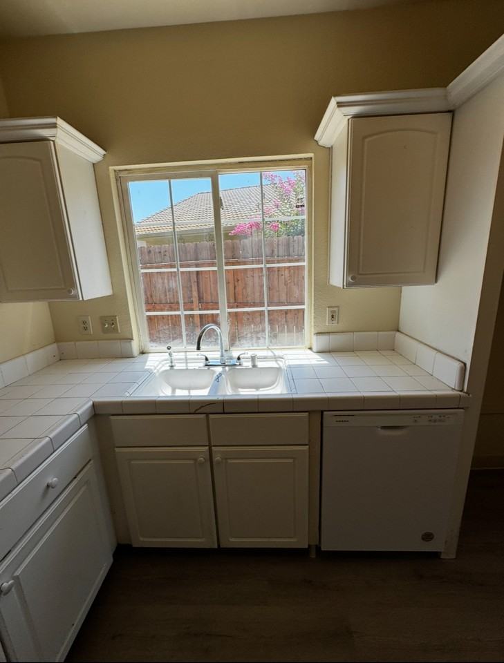 3028 Nyssa Ct - Photo 7 of 22