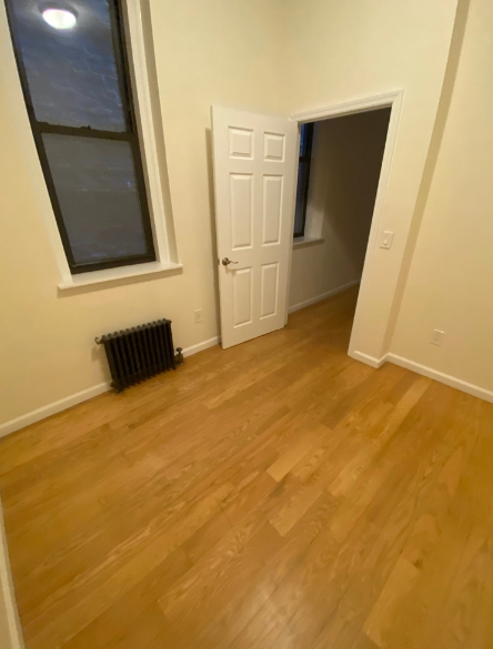 125 E 82nd St #3D - Photo 3 of 5