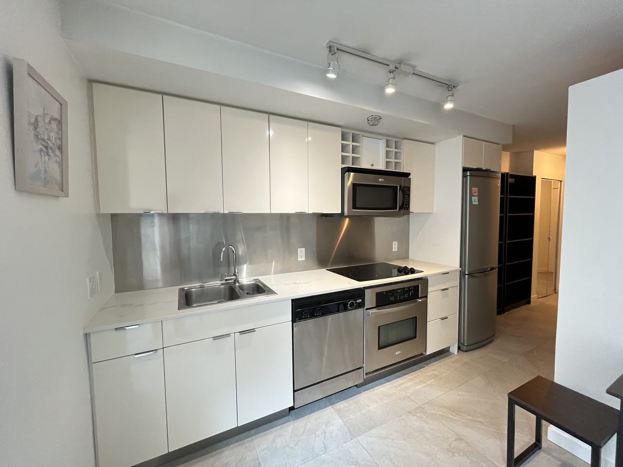 233 Robson Street - Photo 4