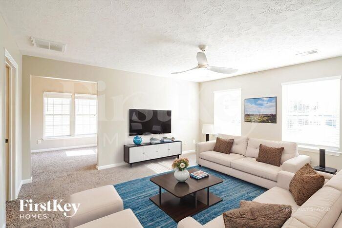 1660 Comanche Run - Photo 3 of 19