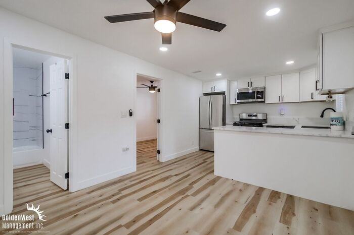 2313 Di Foss St - Photo 3 of 15