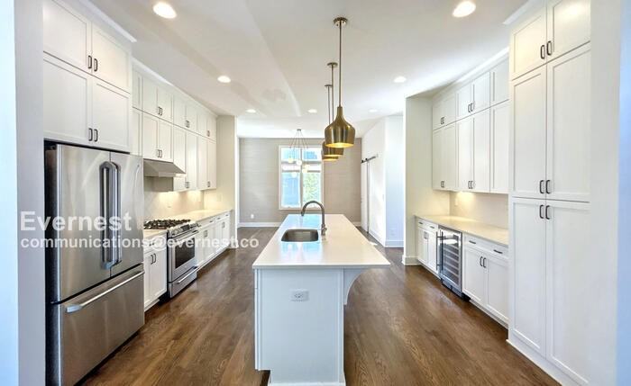 1699 Allison Pl - Photo 2 of 32