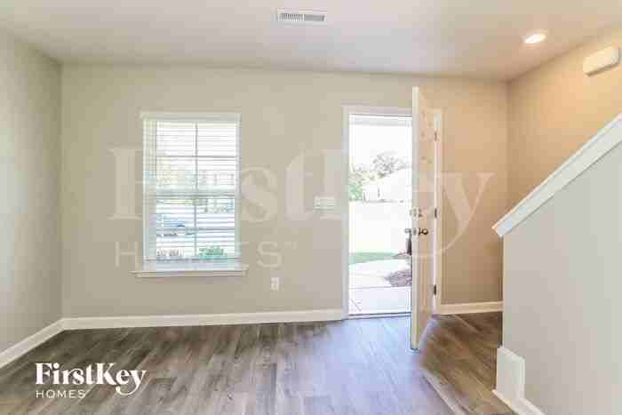 141 Nova Ln - Photo 3 of 19