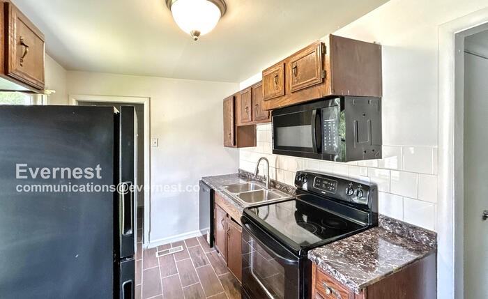 6936 66th St S - Photo 3 of 15