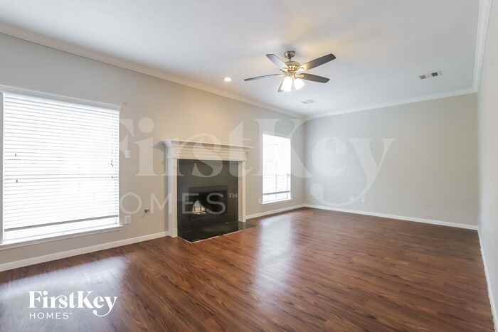 2544 Pelican Dr - Photo 3 of 15