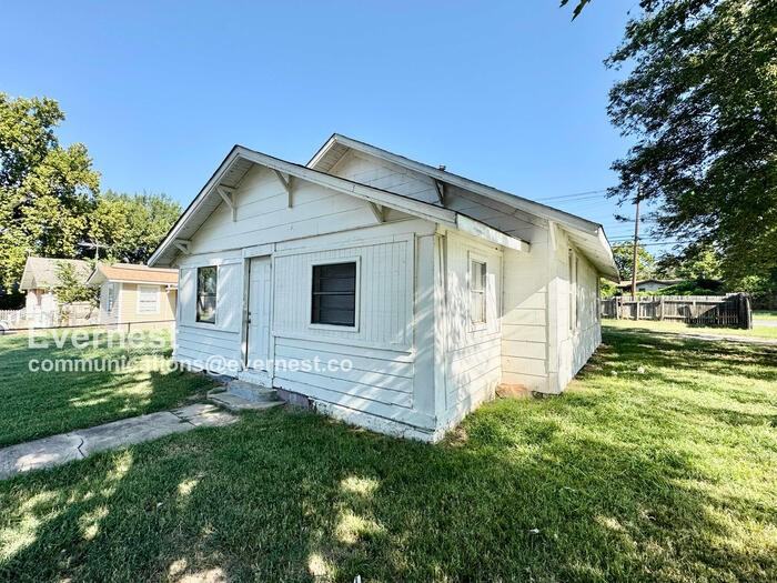 1903 W Easton Ct - Photo 2 of 28