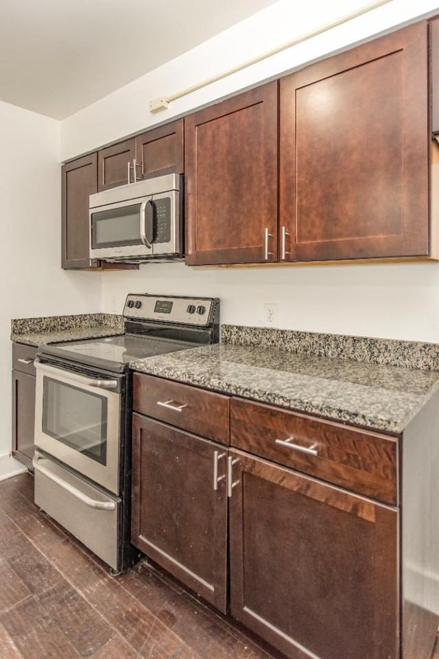 University Place Apartments - Photo 3 of 32