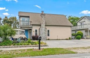 featured image of 605B 17th Ave S