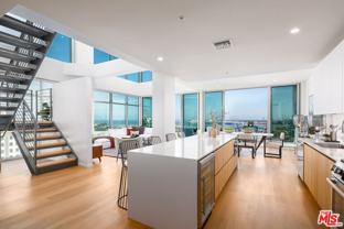 200 W Ocean Blvd #P1002 - Photo 1 of 1