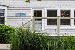 19 Sherwood Dr - Photo 1 of 1