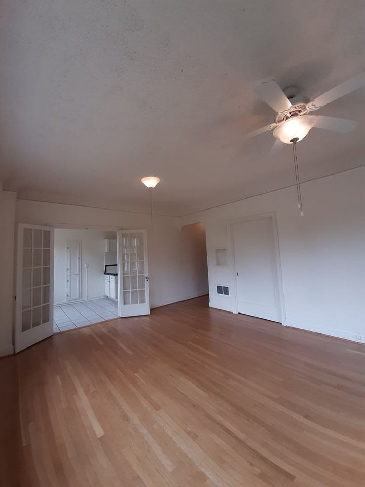 THE BILTMORE (BIL01) - Photo 5 of 18